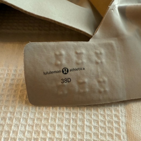 Lululemon Bra - Picture 3 of 4